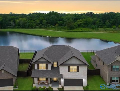 Homes For Sale - 218 Jubilee Circle<br/> Huntsville, AL 35803