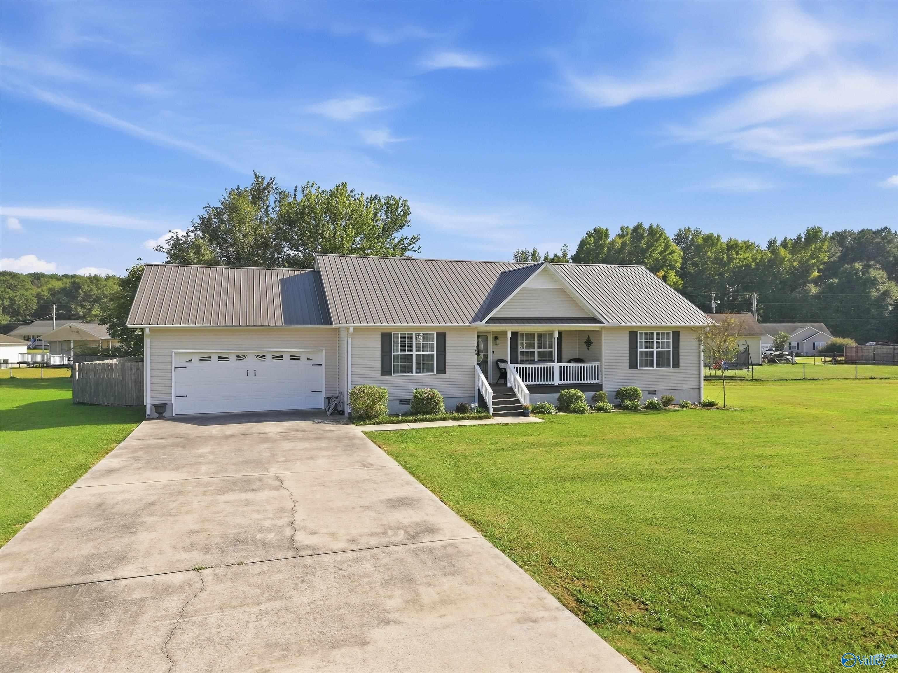 286 Land Circle, Albertville