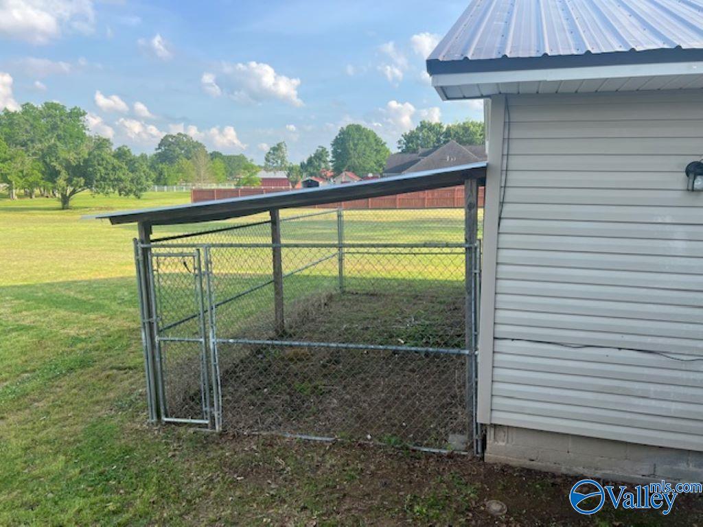 4338 Huckaby Bridge Road, Falkville, Alabama image 13