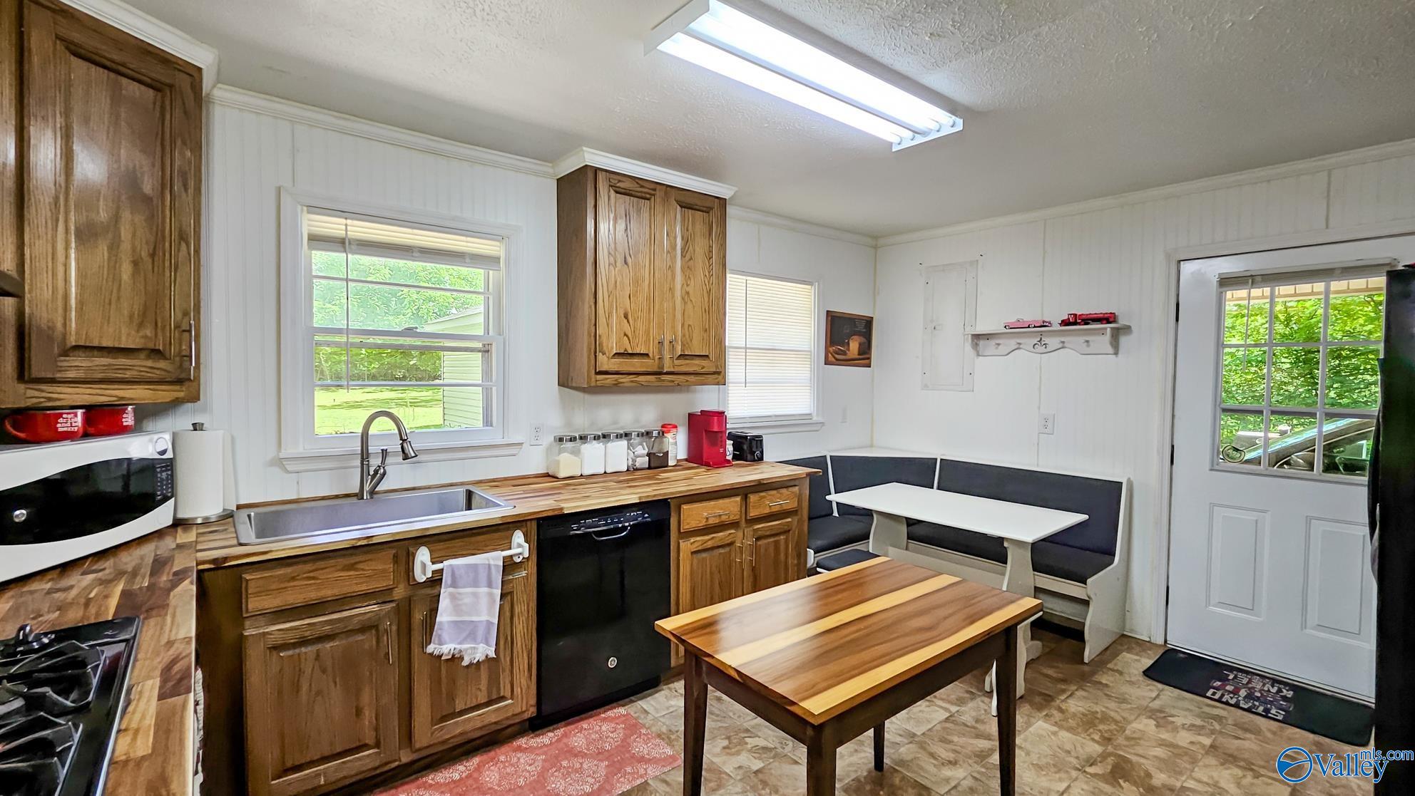 30 Faulkner Circle, Albertville, Alabama image 5