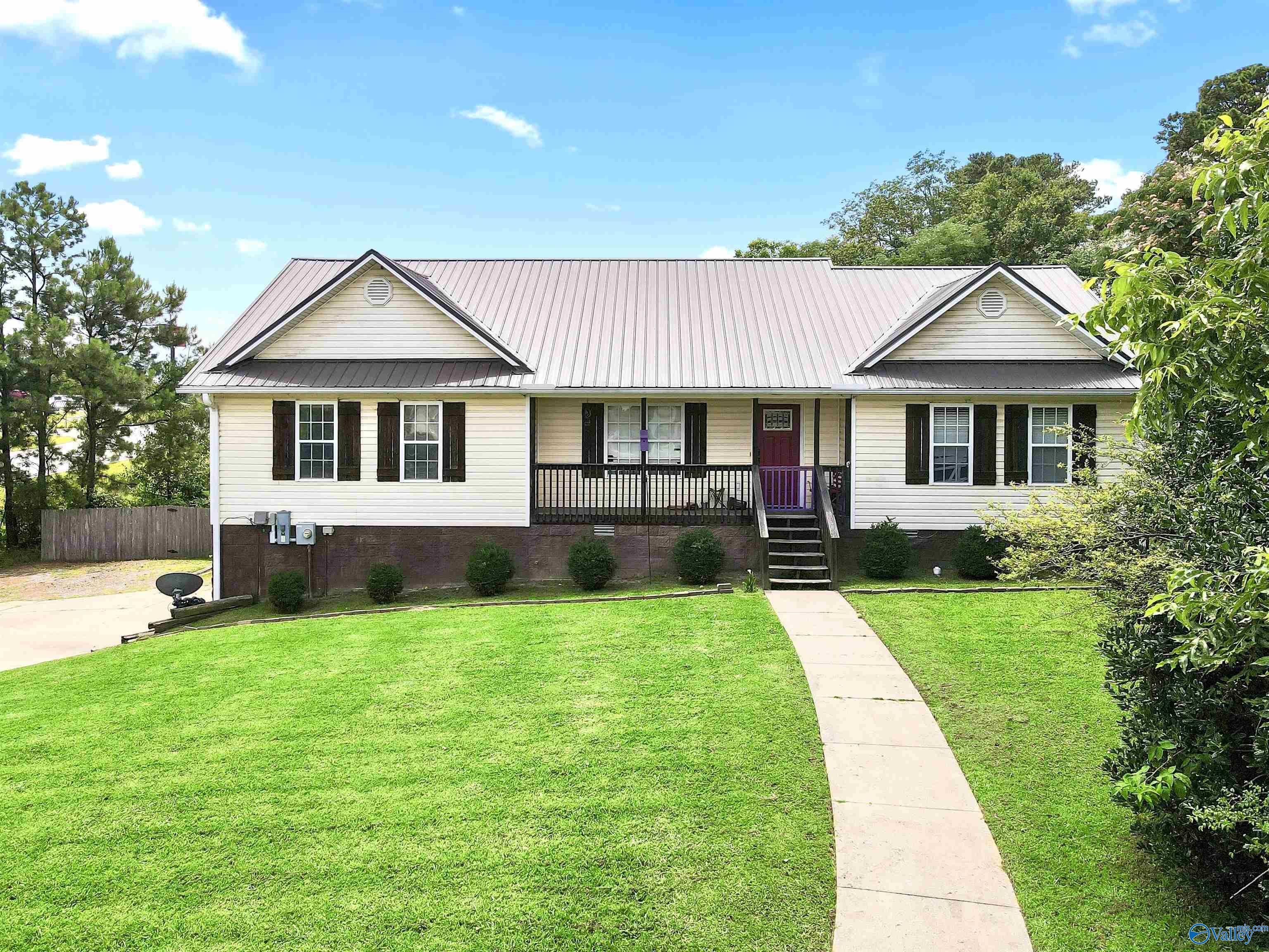 1315 Acer Lane, Albertville, Alabama image 2