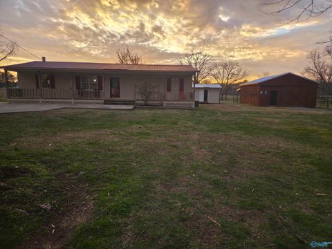Homes For Sale - 1923 Highway 231<br/> Cullman County, Arab, AL 35016