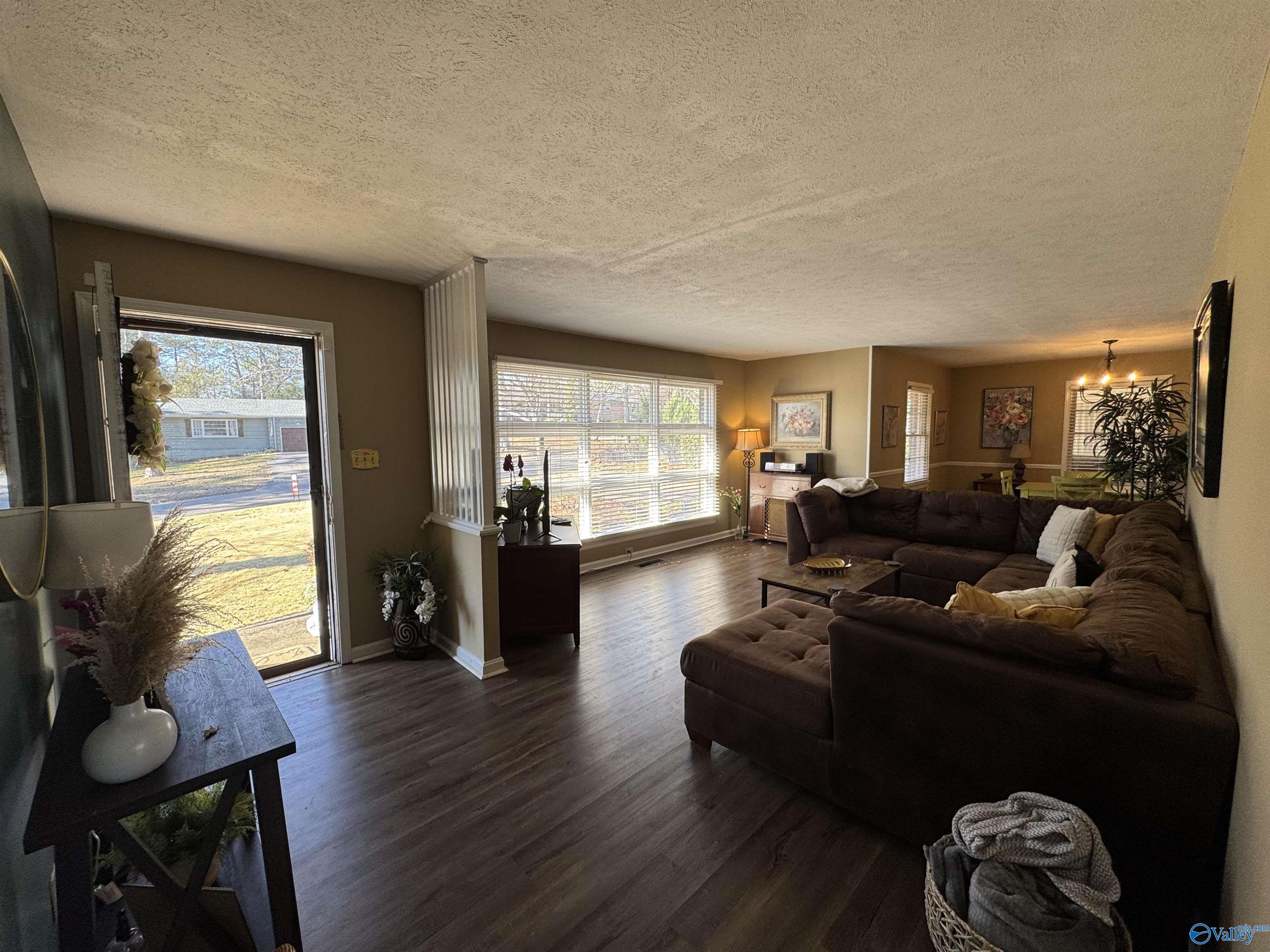212 Merit Circle, Gadsden, Alabama image 4