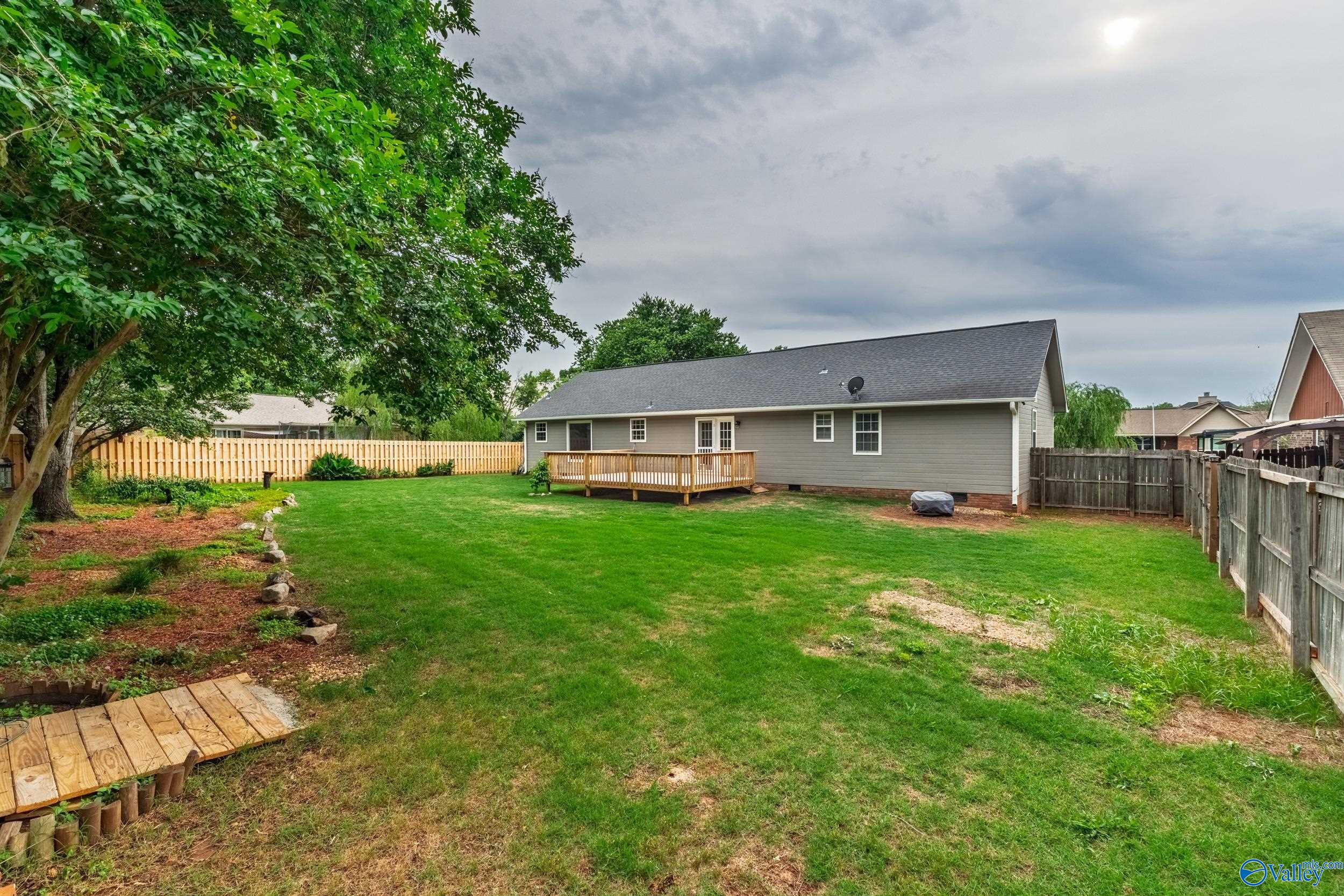 2009 SW Danbury Circle, Huntsville, Alabama image 32