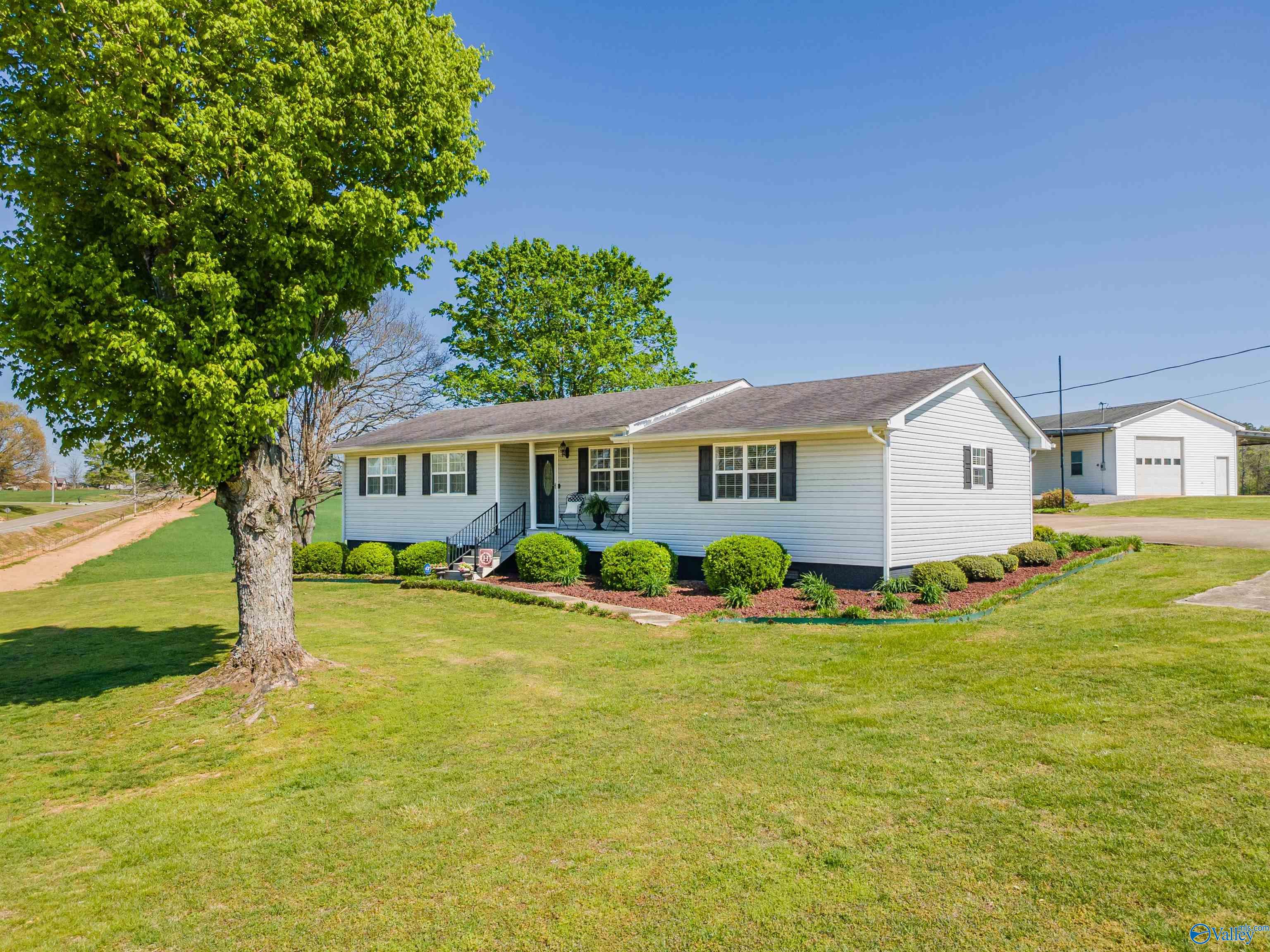 27906 Mooresville Road, Elkmont, Alabama image 9