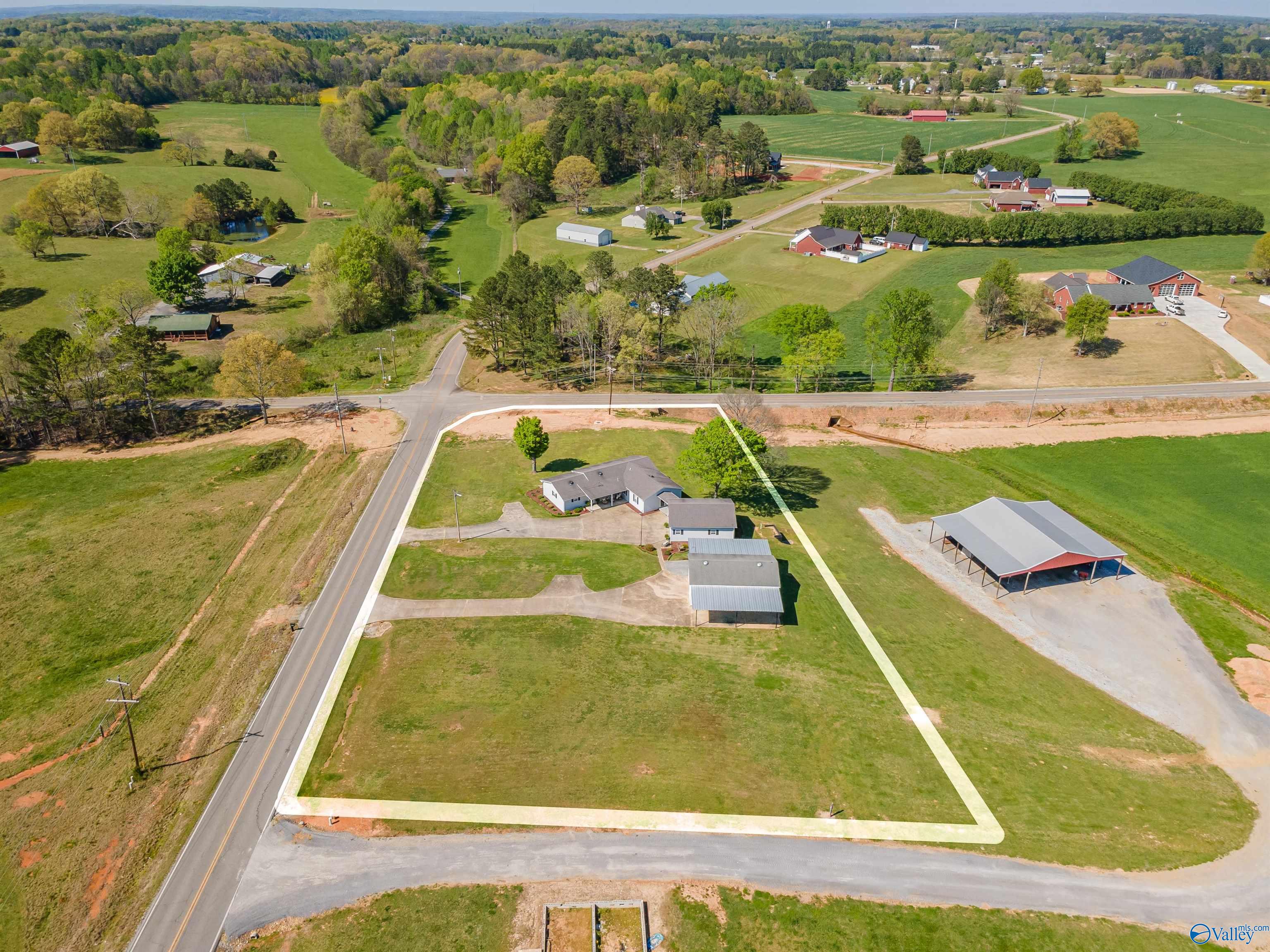 27906 Mooresville Road, Elkmont, Alabama image 4