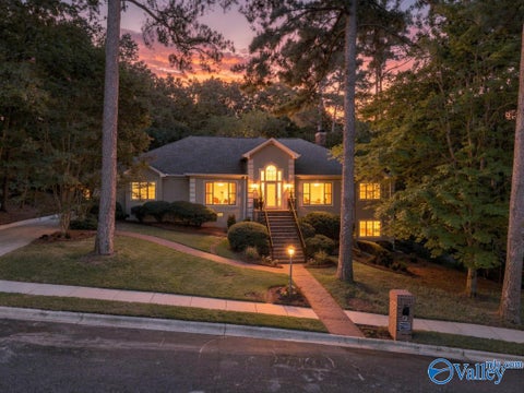 Homes For Sale - 7781 Wildcreek Trail<br/> Huntsville, AL 35802