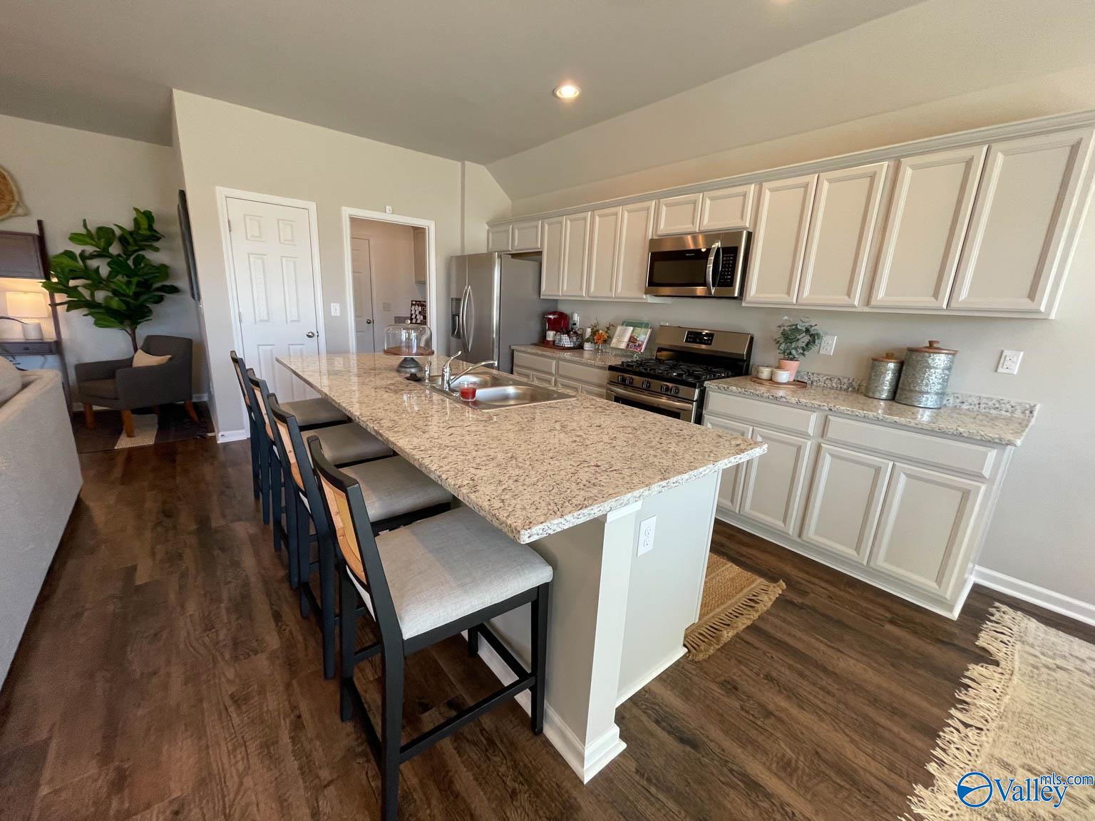 112 Olde Hearth Road, New Market, Alabama image 9