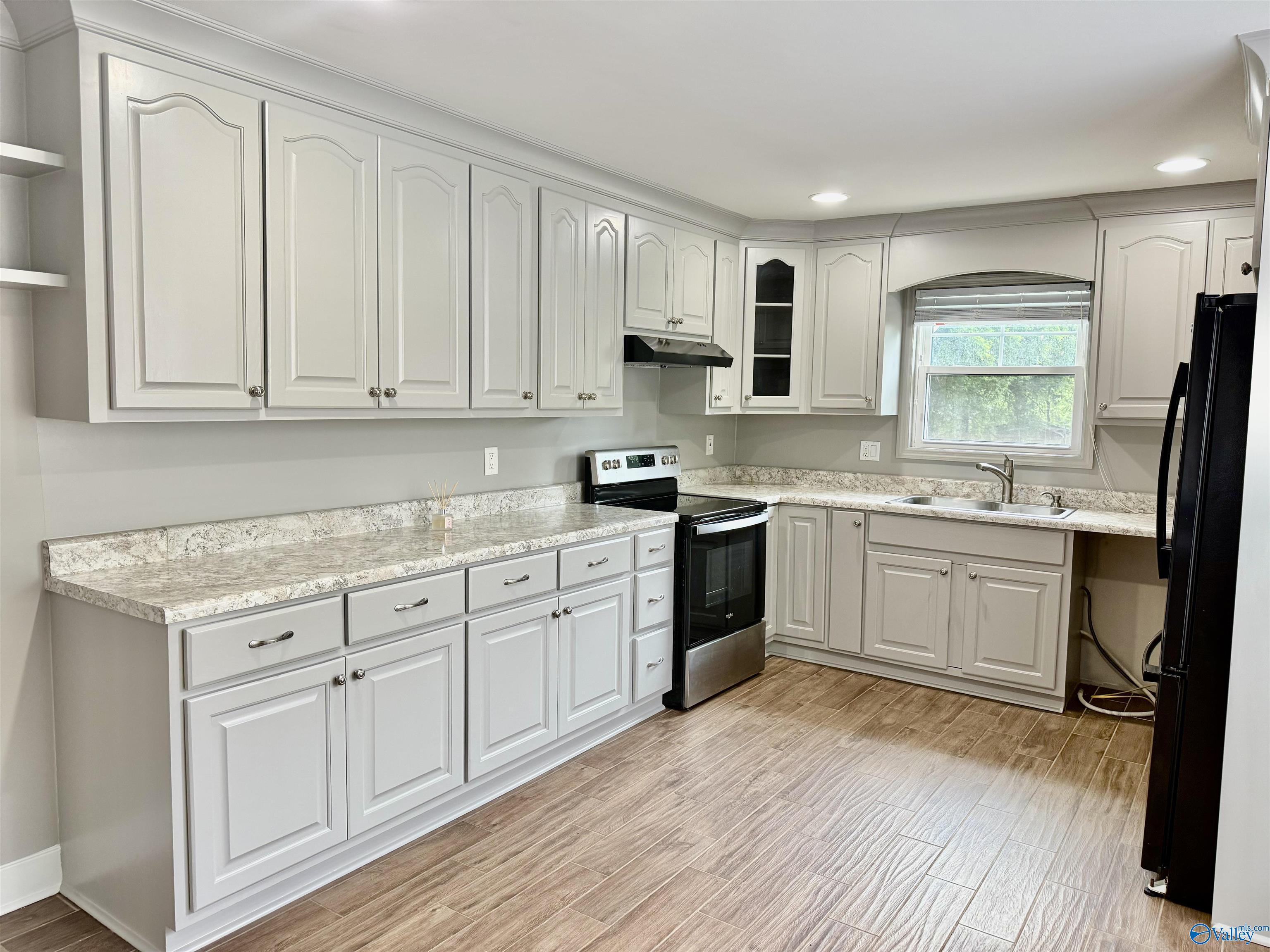 1216 North Street, Decatur, Alabama image 10
