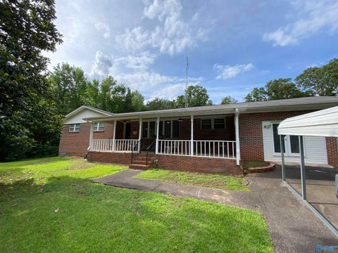 Photo of 135 Forest Hill Road, Trinity, AL 35673 (MLS # 21910995)