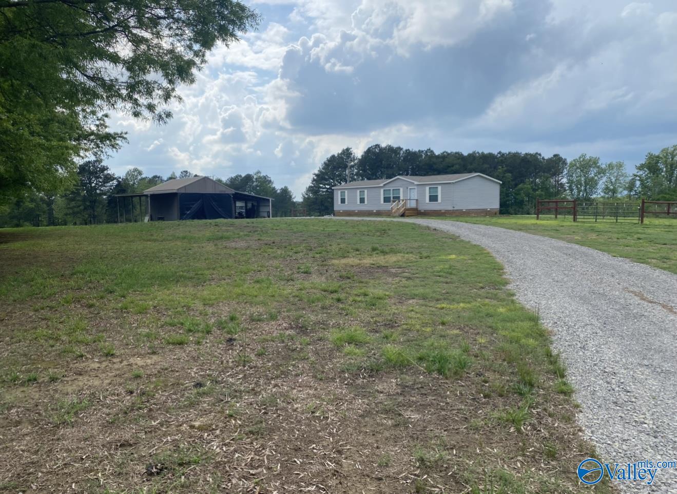 270 County Road 1058, Vinemont, Alabama image 2