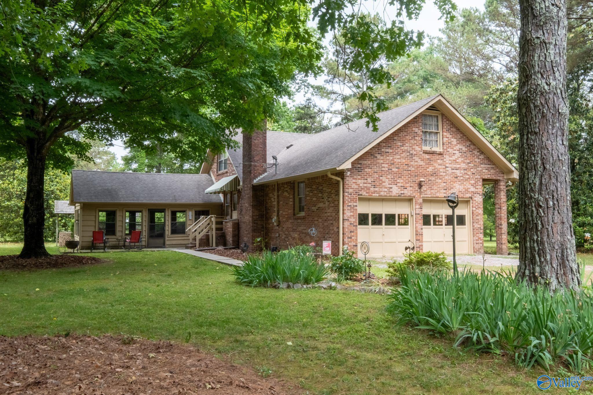 10137 Pulaski Pike