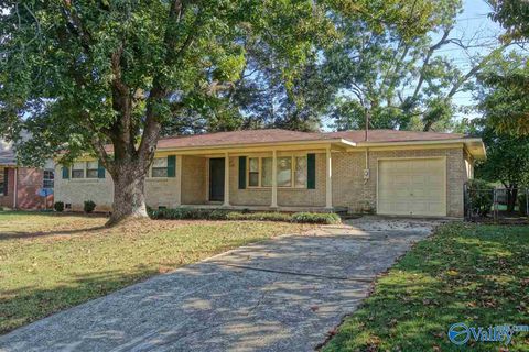 Homes For Rent - 11209 Maplecrest Drive<br/> Huntsville, AL 35803