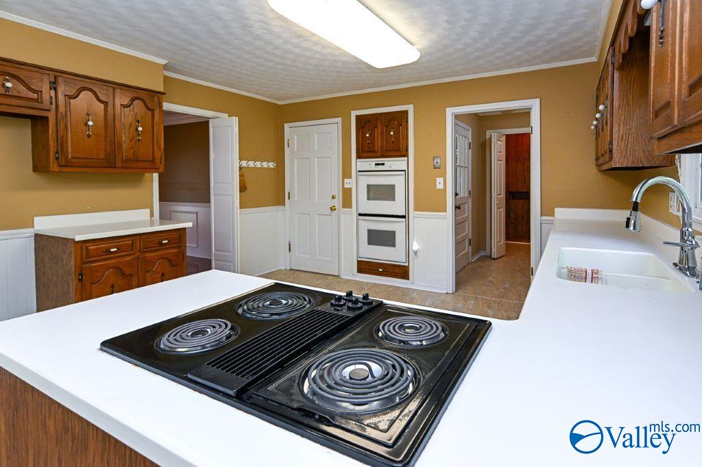 2404 Old Creek Trail, Decatur, Alabama image 11