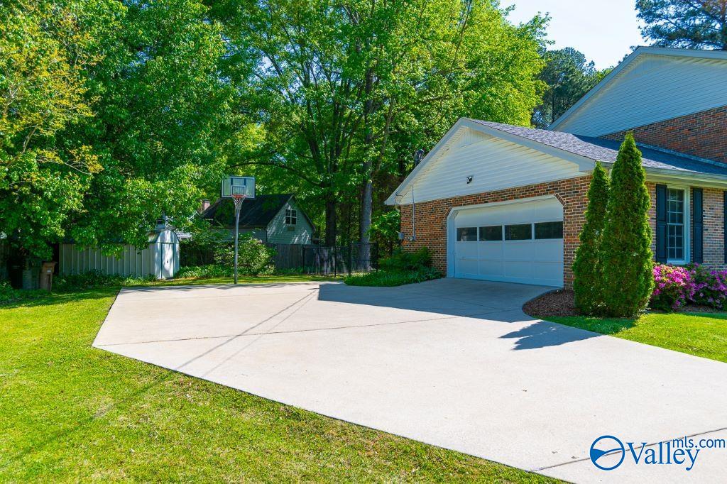 2404 Old Creek Trail, Decatur, Alabama image 8