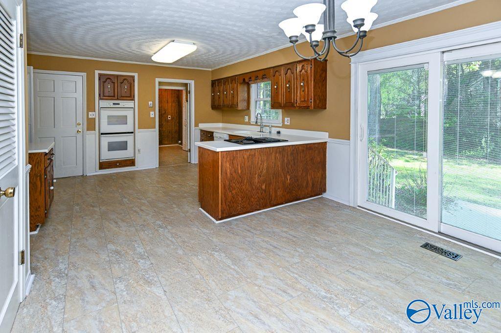 2404 Old Creek Trail, Decatur, Alabama image 12