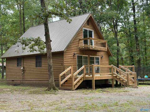 Homes For Sale - 184 County Road 671<br/> Cedar Bluff, AL 35959