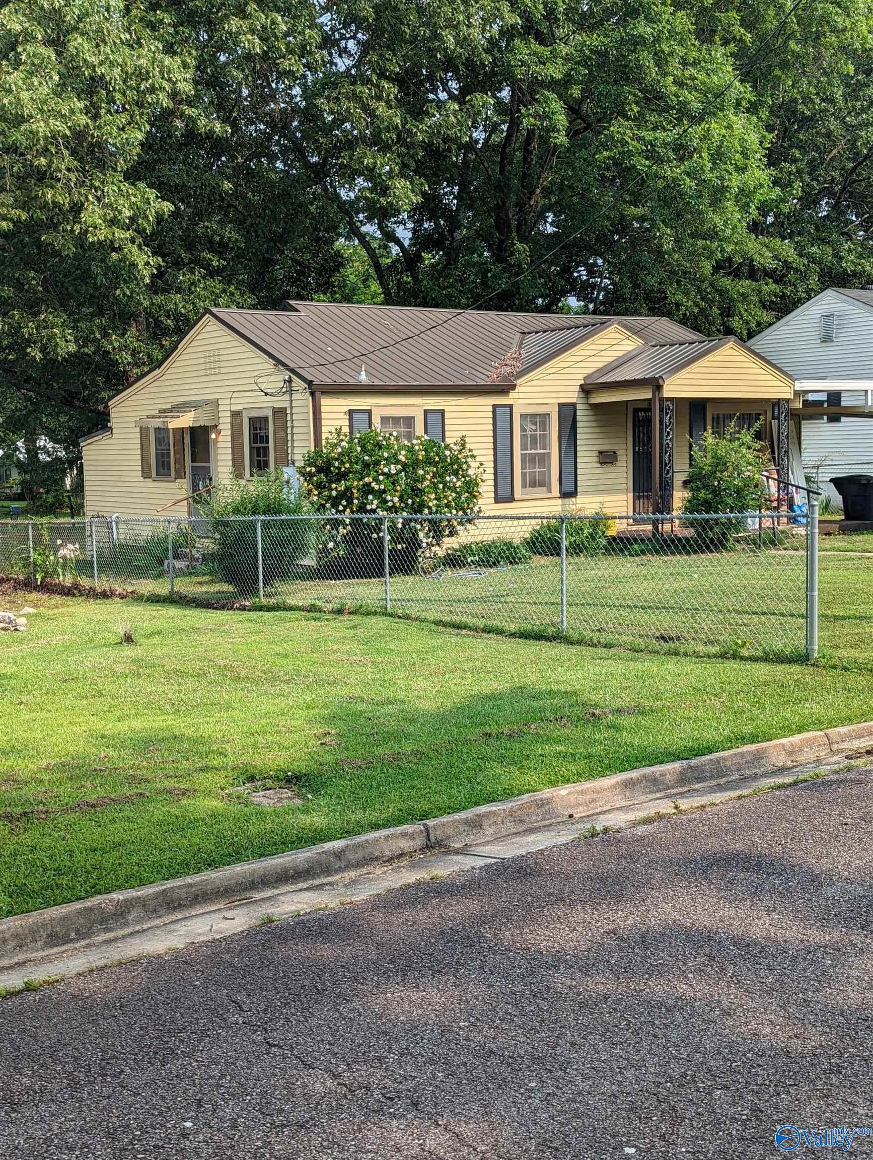 3713 Madison Avenue, Gadsden, Alabama image 1