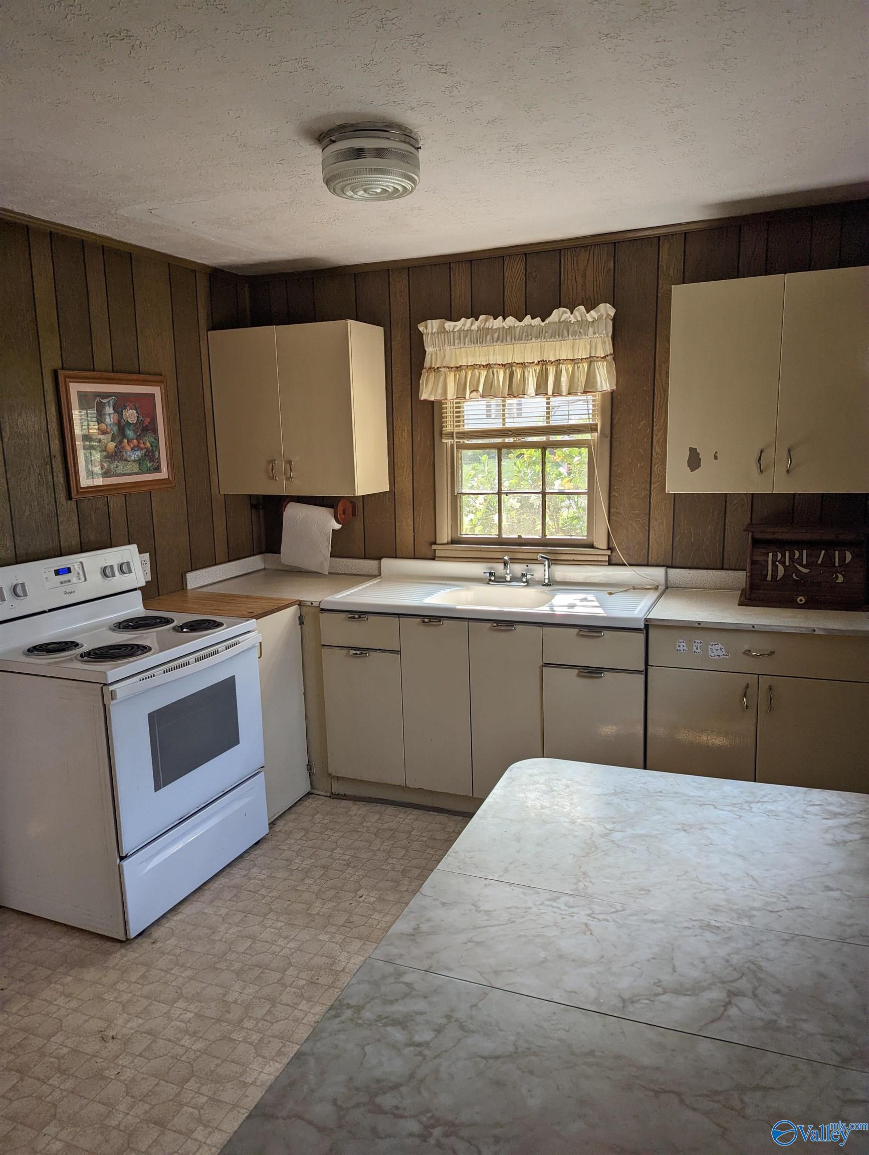 3713 Madison Avenue, Gadsden, Alabama image 7