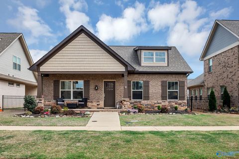 Homes For Sale - 17258 Brooklawn Street<br/> Limestone County, Athens, AL 35611