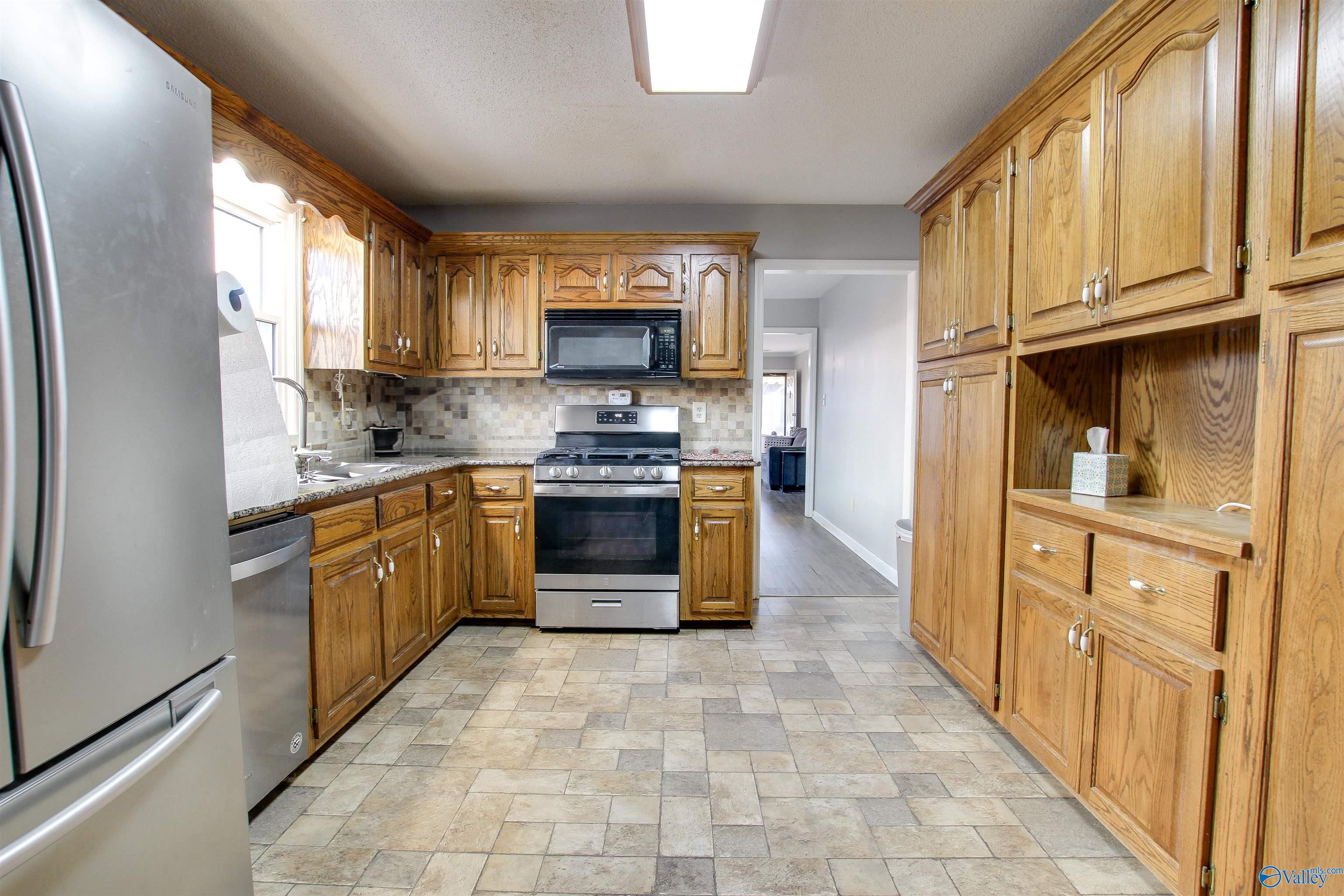 338 Autumn Lane, Decatur, Alabama image 11