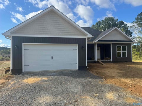 Homes For Sale - 3608 Godfrey Avenue<br/> Fort Payne, AL 35967