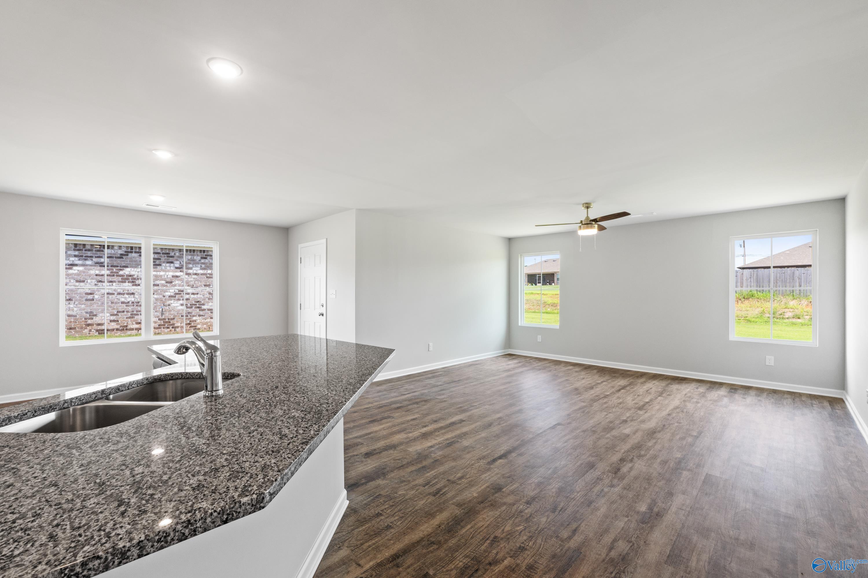 Ross Joya Brook Way, Toney, Alabama image 10