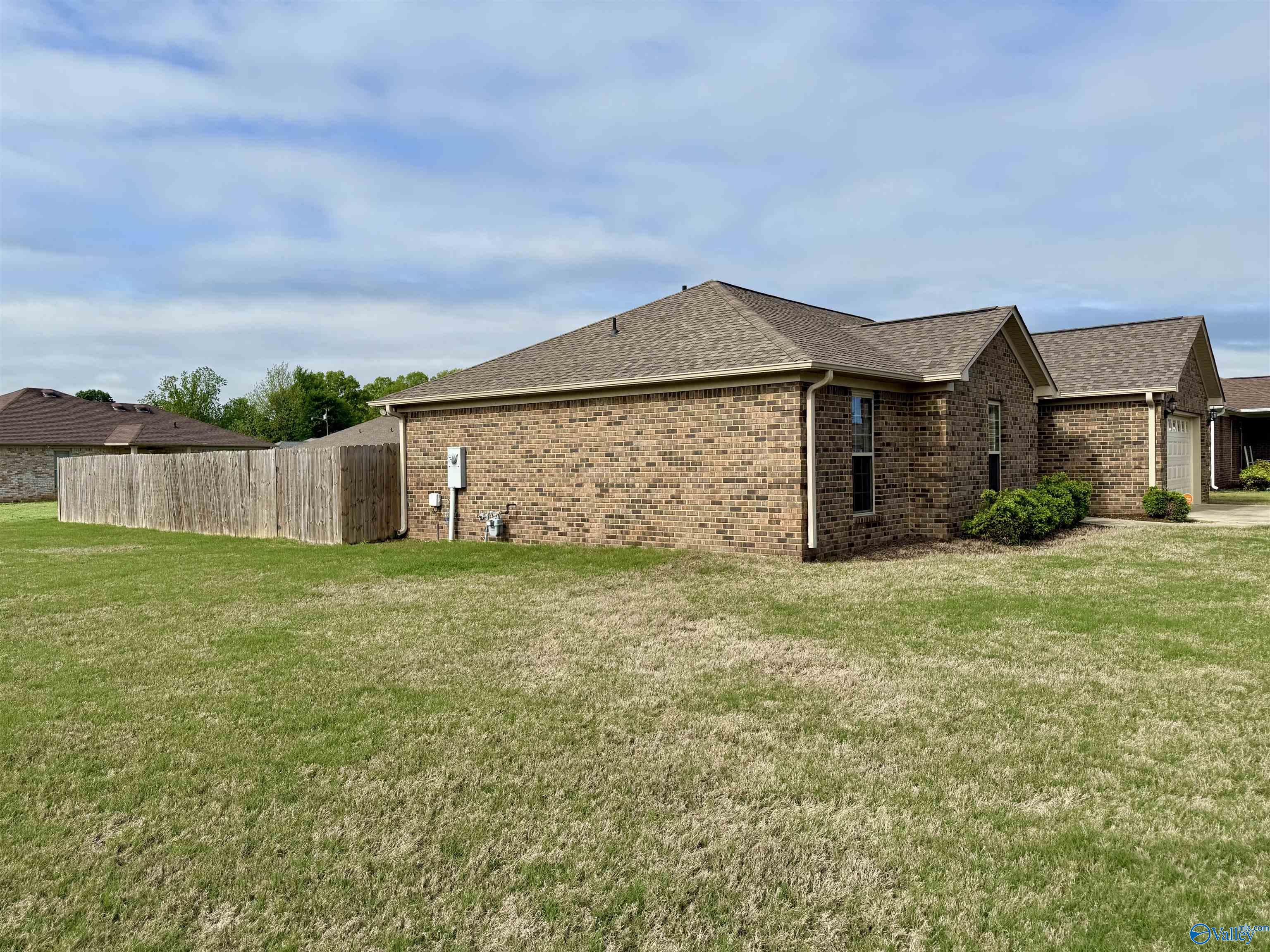 19227 Racheals Loop, Athens, Alabama image 4