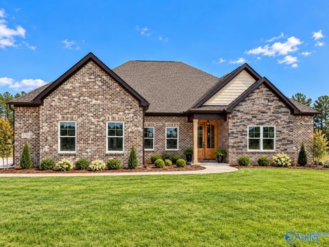 Homes For Sale - 24581 Panther Branch Circle<br/> Athens, AL 35613