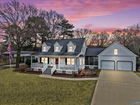 Homes For Sale - 27601 Mclemore Drive<br/> Harvest, AL 35749