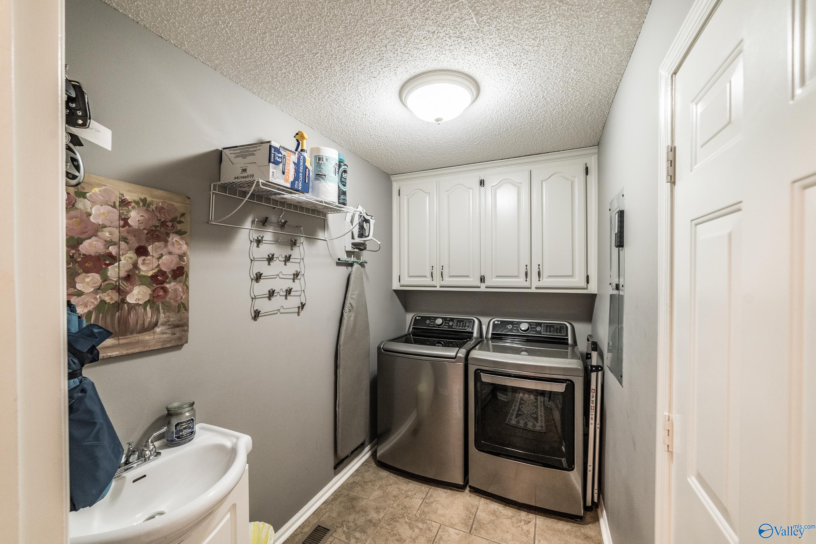 107 Turtle Bend Drive, Toney, Alabama image 9