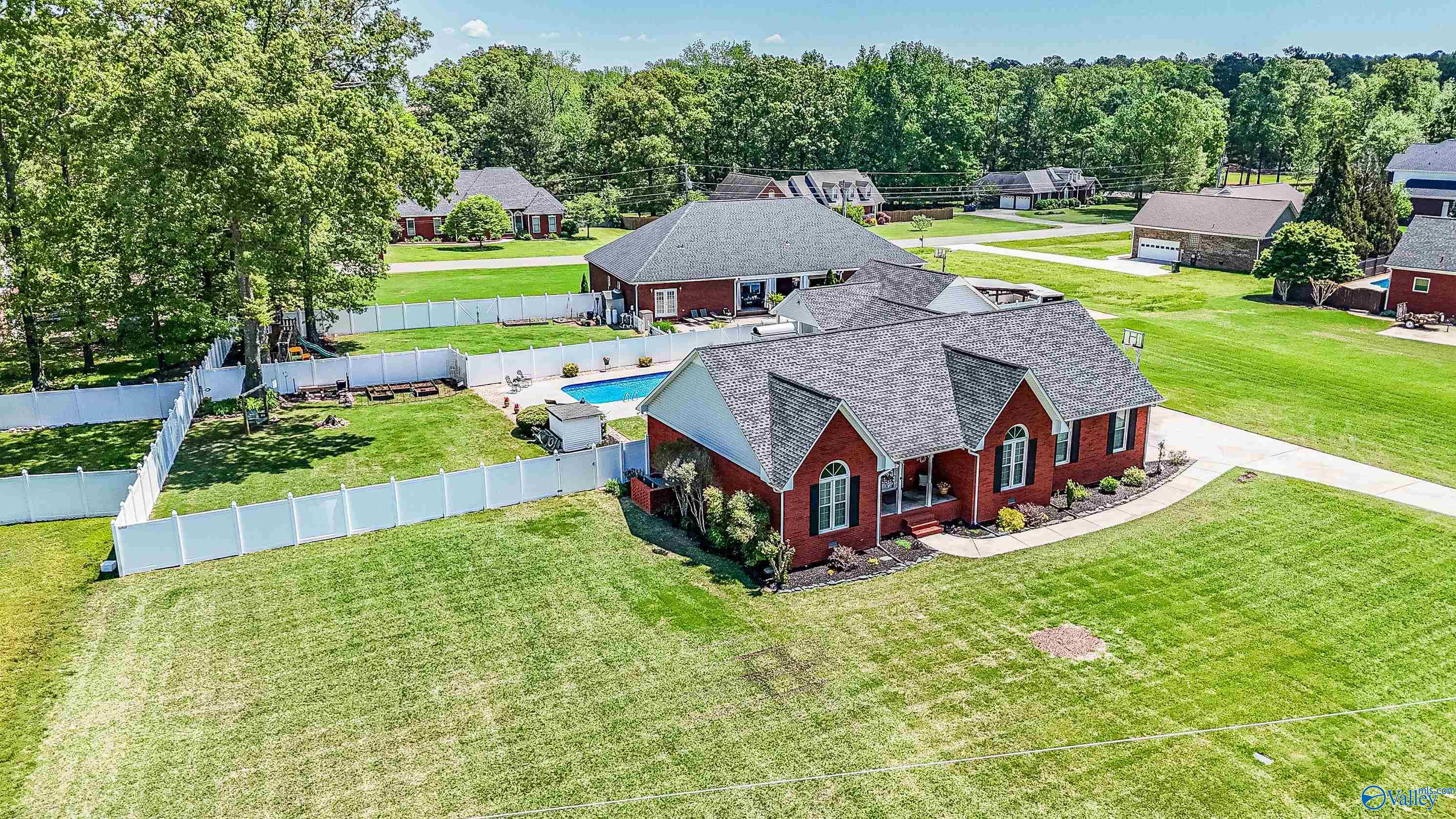 107 Turtle Bend Drive, Toney, Alabama image 29