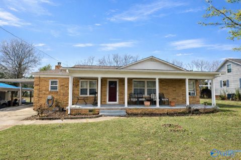 Homes For Sale - 307 Davis Street<br/> Albertville, AL 35950