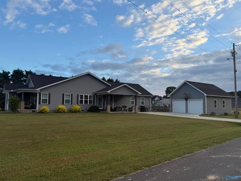 Homes For Sale - 232 Emery Circle<br/> Jackson County, Section, AL 35771