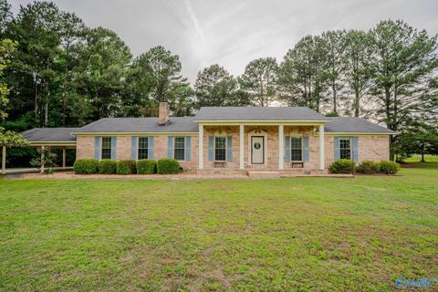 Homes For Sale - 1607 County Road 227<br/> Lawrence County, Moulton, AL 35650