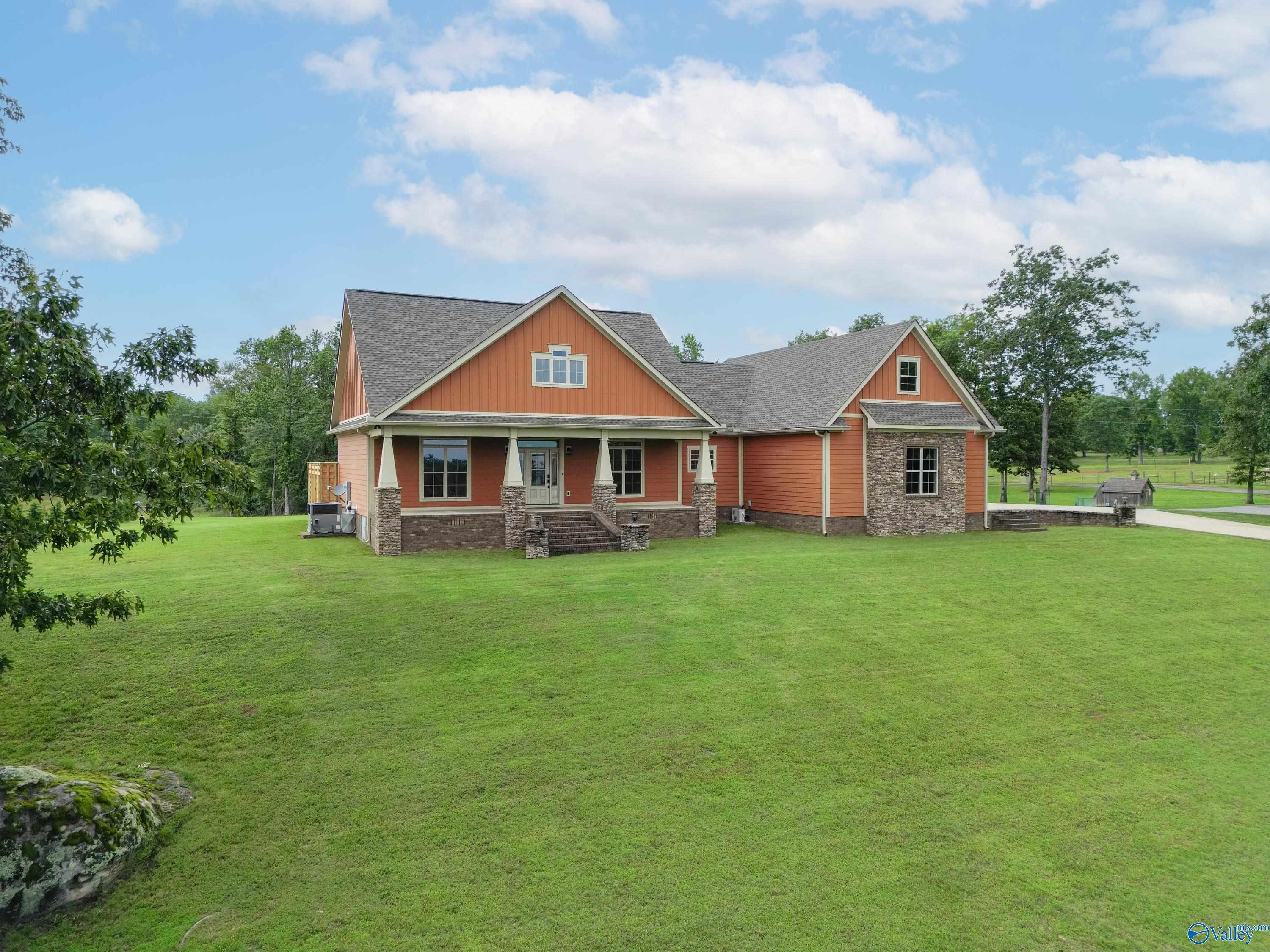 570 Mountain Heights Ridge, Scottsboro, Alabama image 2