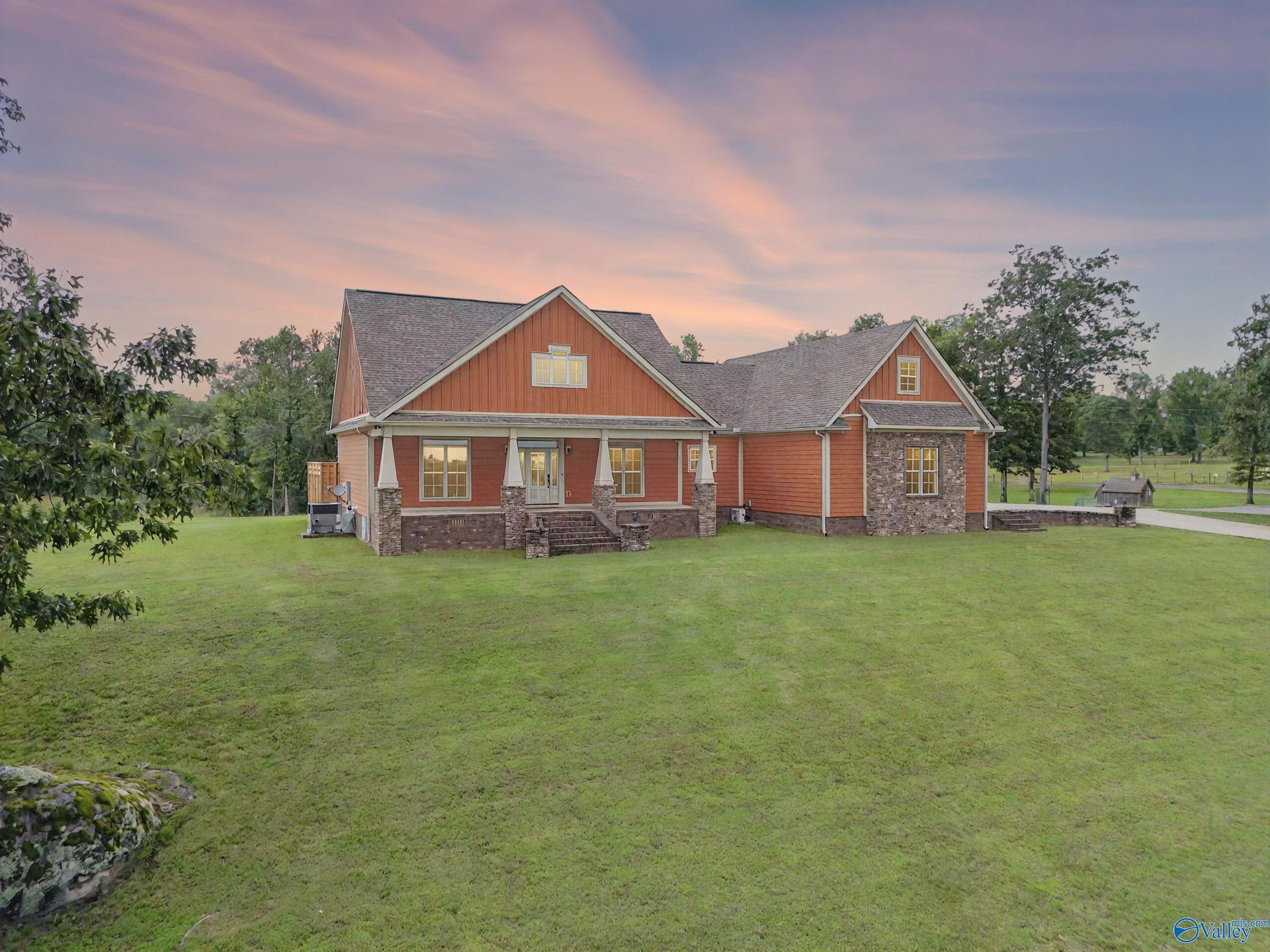 570 Mountain Heights Ridge, Scottsboro, Alabama image 1