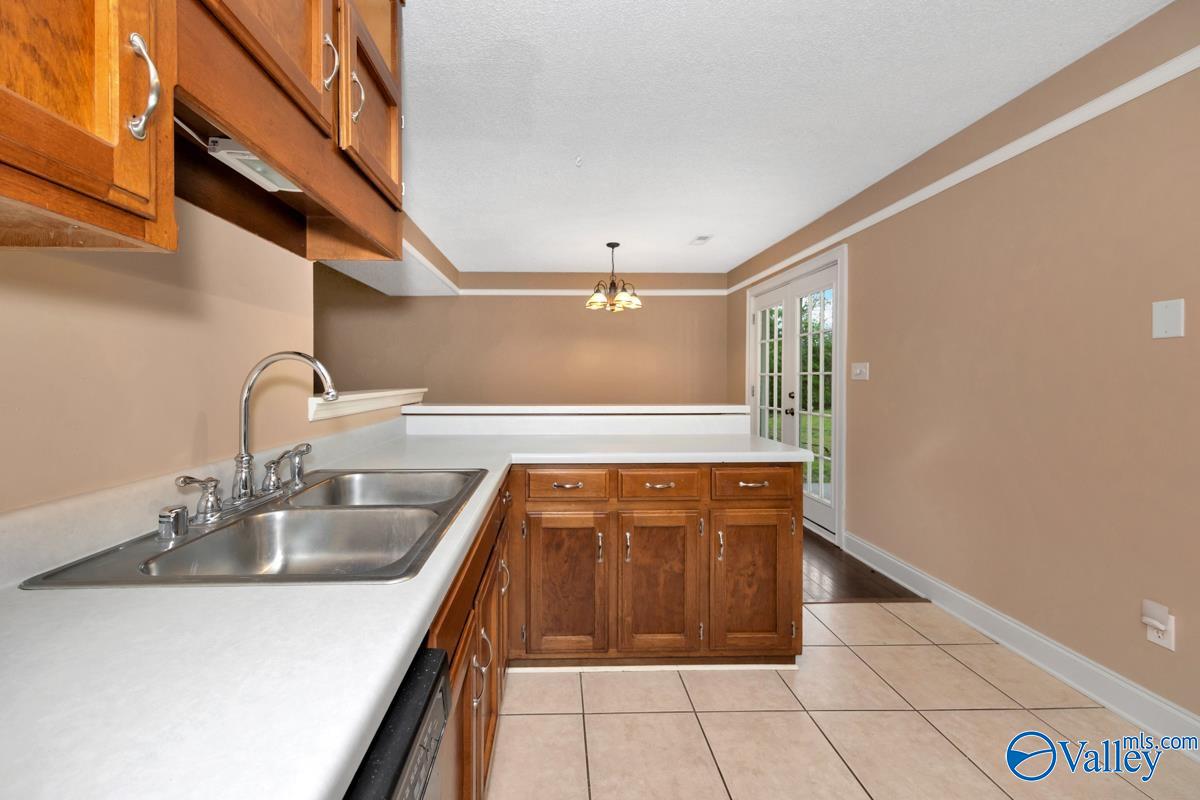 12766 Dickens Lane, Madison, Alabama image 13