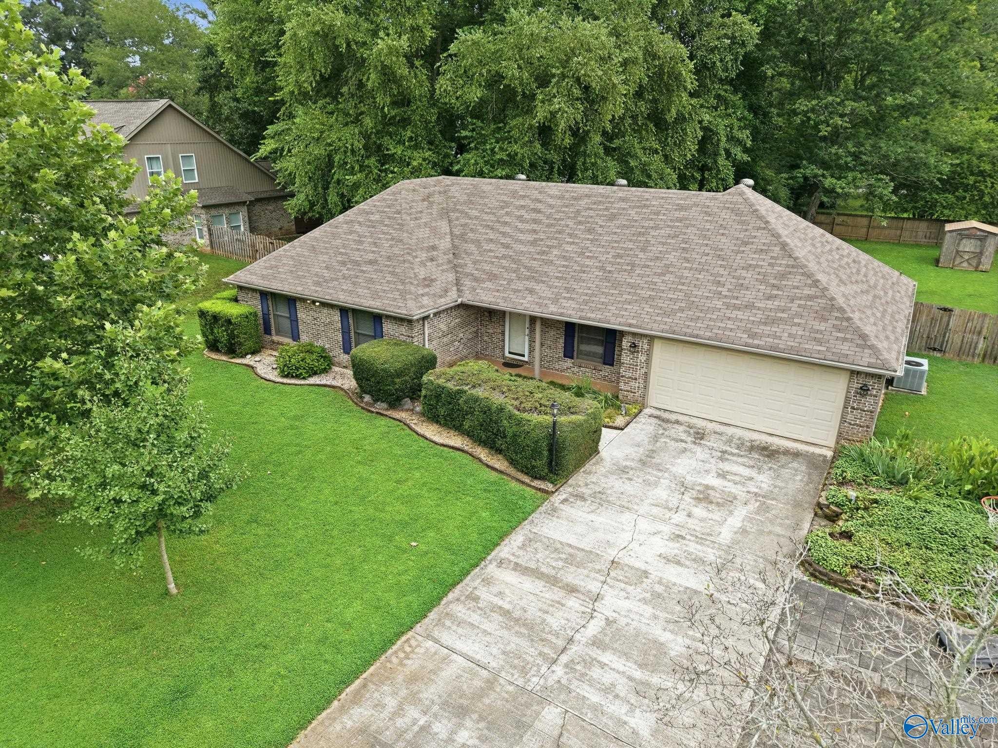 213 Burningtree Trace