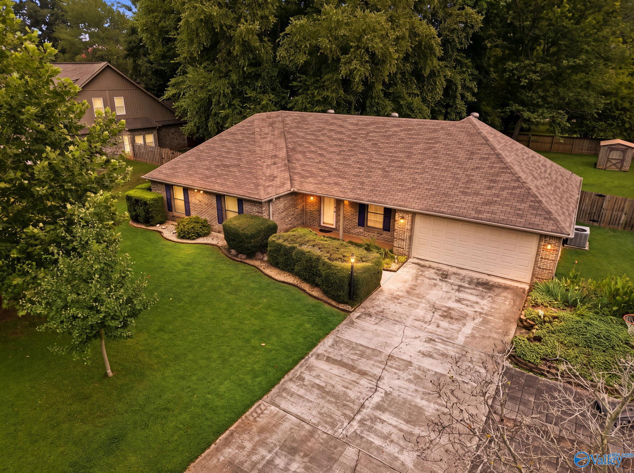 213 Burningtree Trace