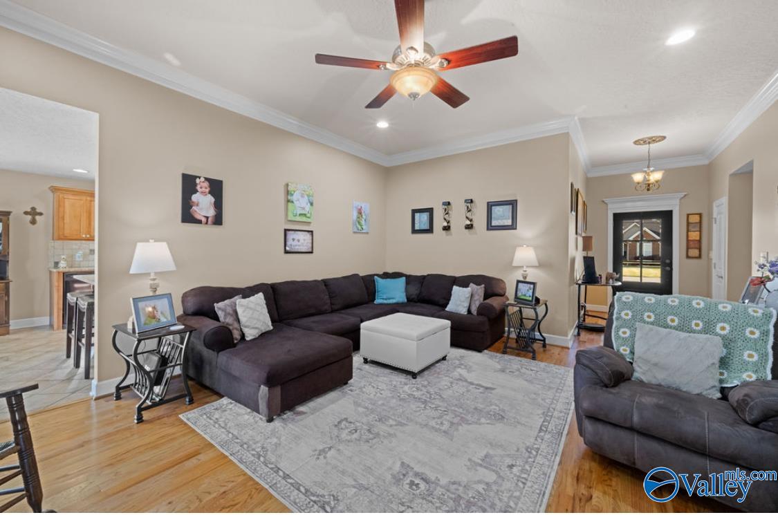 1441 Marshall Way, Southside, Alabama image 5