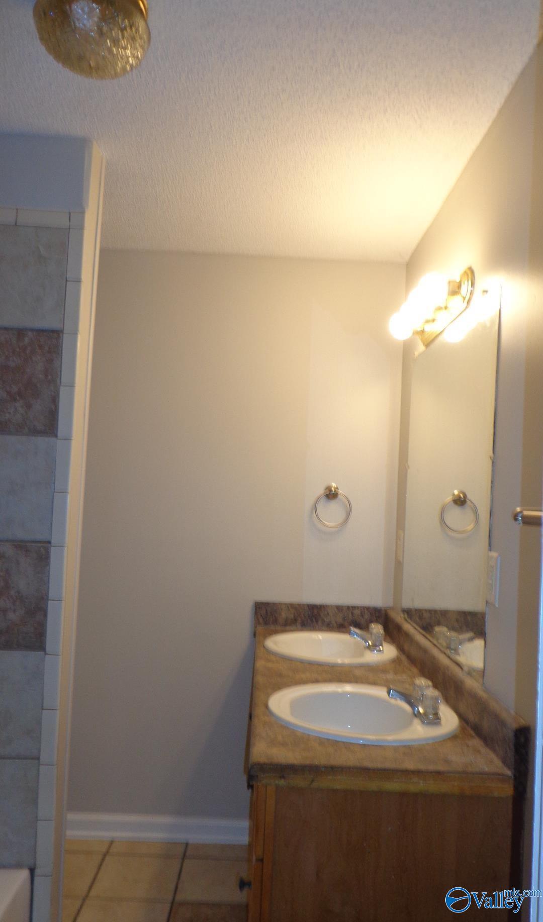 4704 Lumary Drive, Huntsville, Alabama image 8