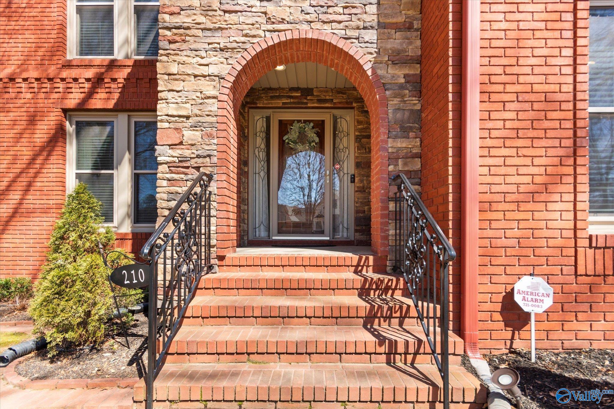 210 N Briarwood Road, Athens, Alabama image 5