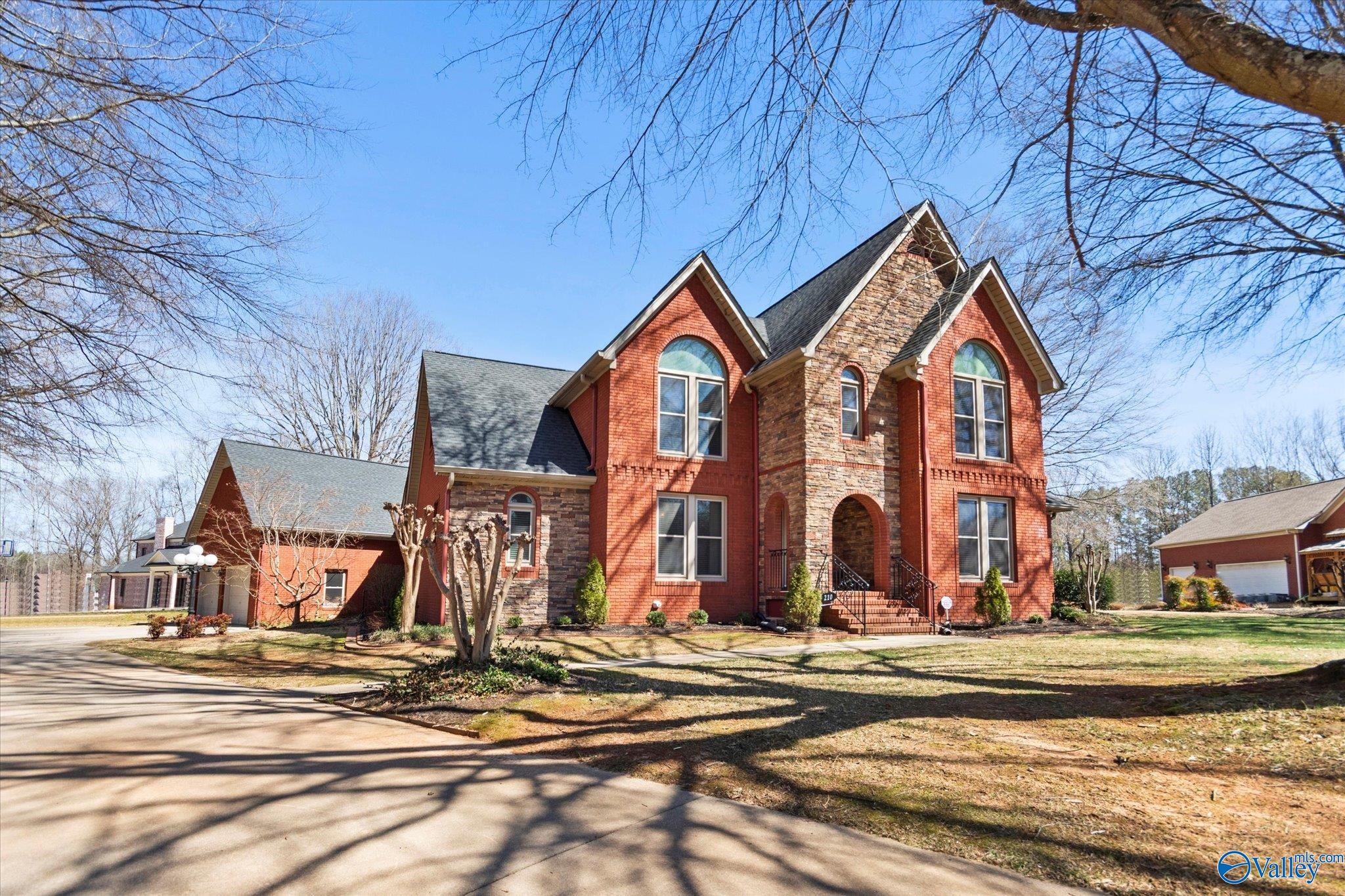 210 N Briarwood Road, Athens, Alabama image 44