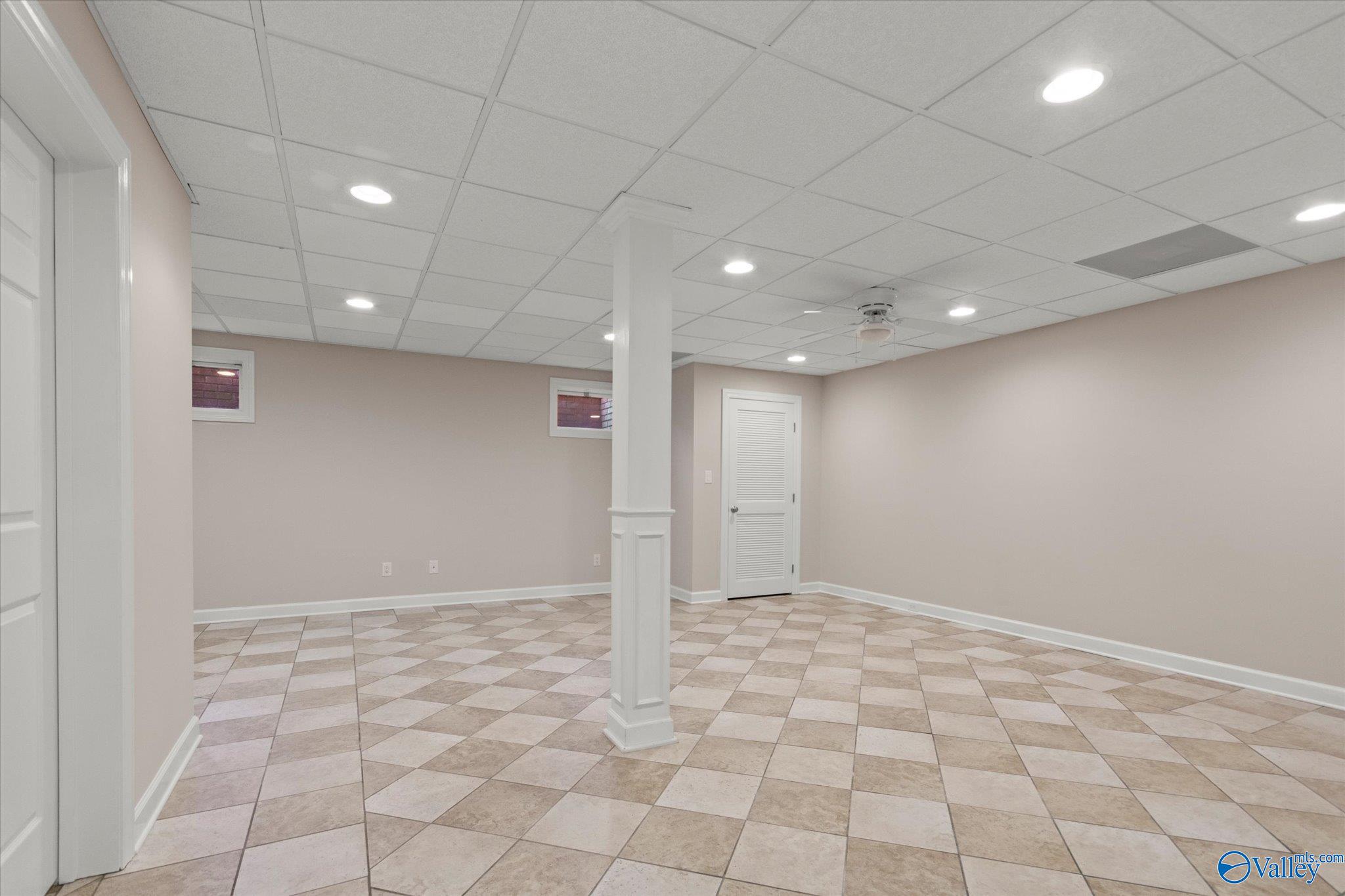 210 N Briarwood Road, Athens, Alabama image 37