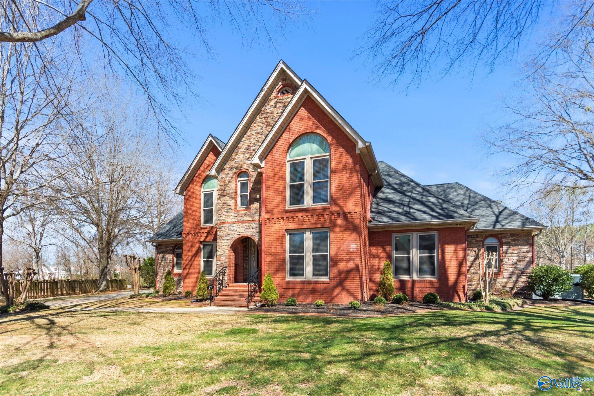 210 N Briarwood Road, Athens, Alabama image 3