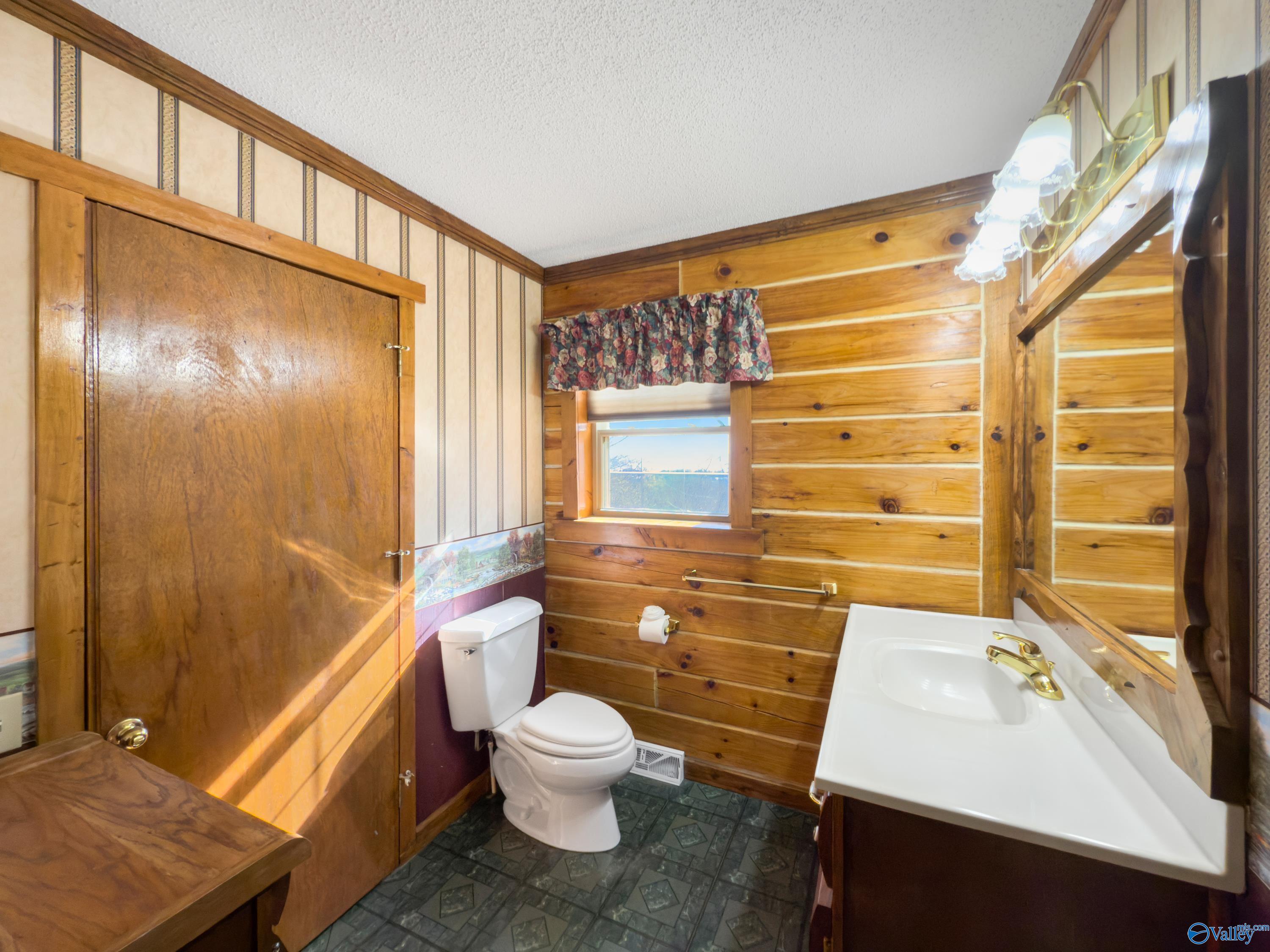 250 Blue Water View, Guntersville, Alabama image 11