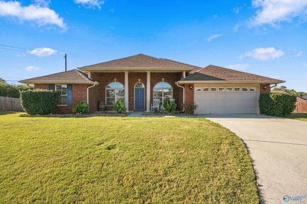 99 COLDSPRINGS DR, HARVEST, AL 35749 - Image aa1c7868f70457a1701d5ddc9ff7ea23/761504273
