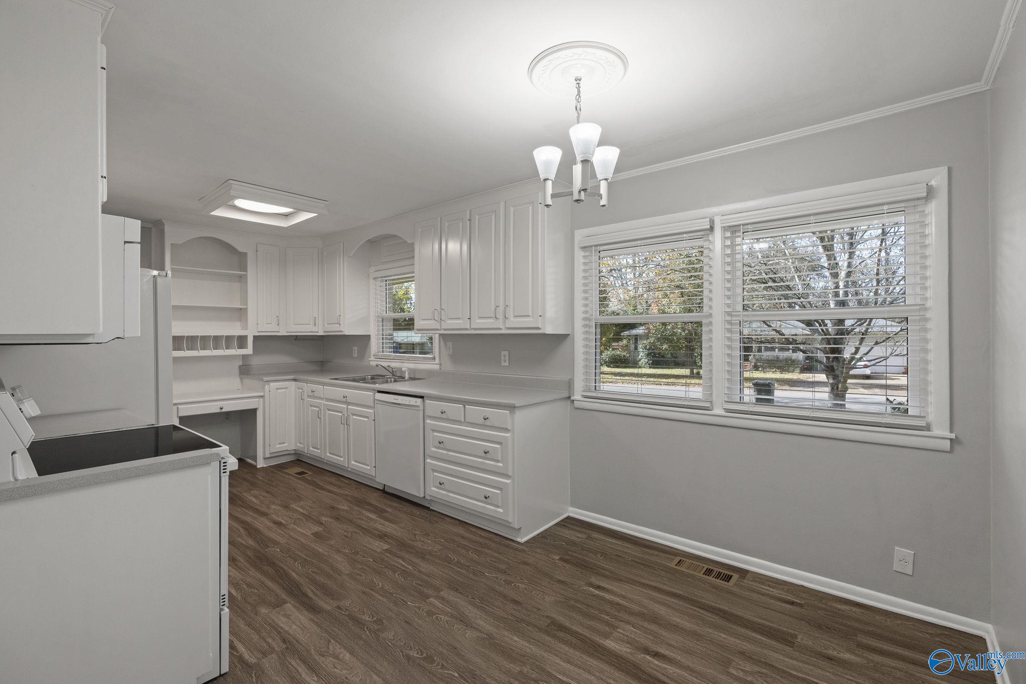 2219 Matthews Street