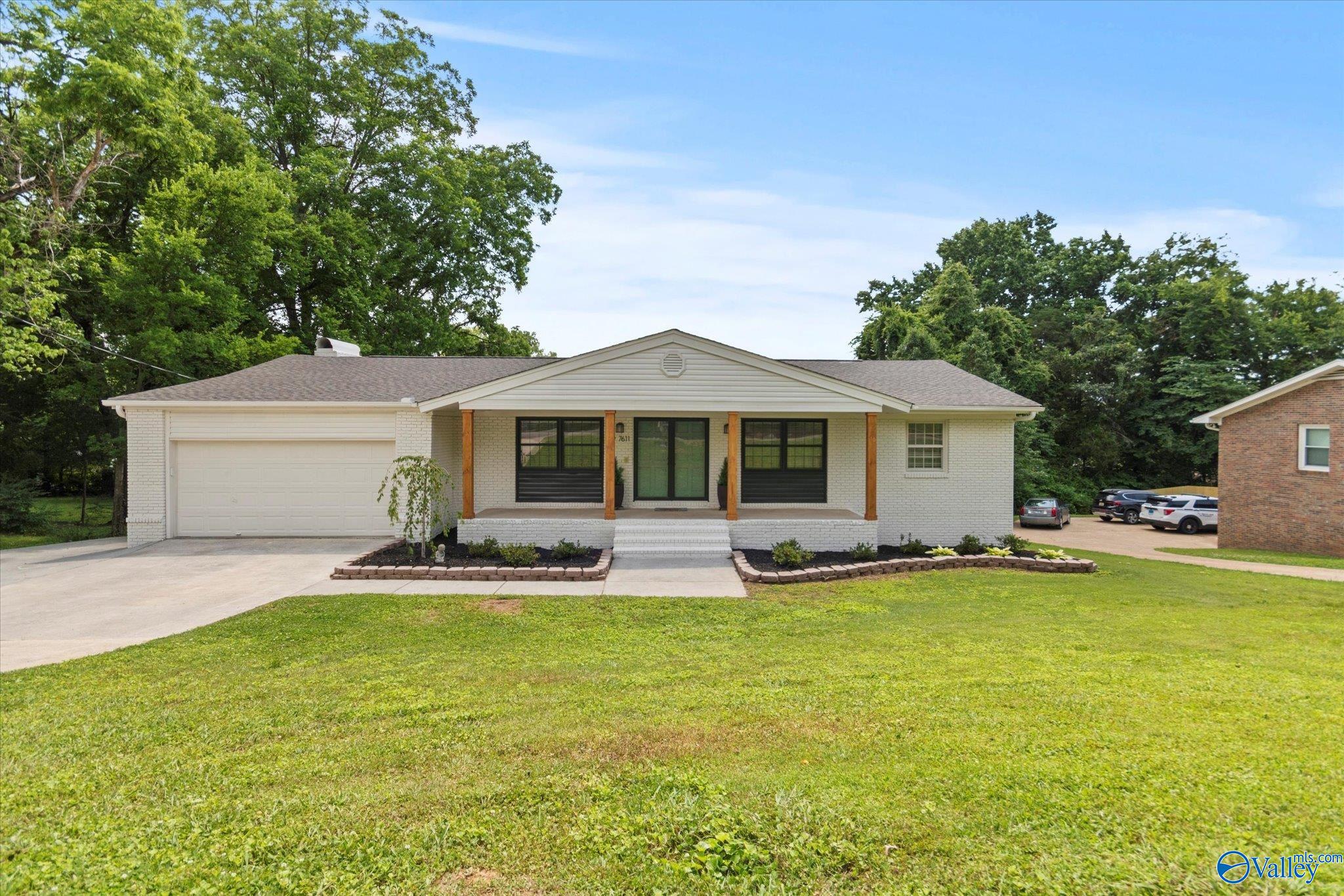 7611 Fleming Hills Drive, Huntsville, Alabama image 3